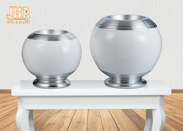 De decoratieve Moderne Betaalde Potten van de Glasvezelbloem met Zilveren Blad eindigen